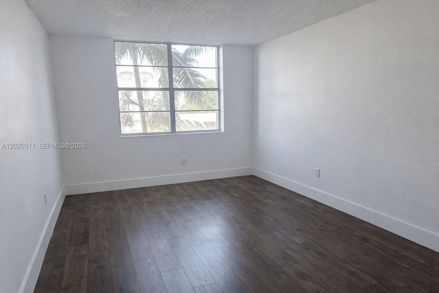 496 NW 165th # 412, Miami FL 33169 photo 2
