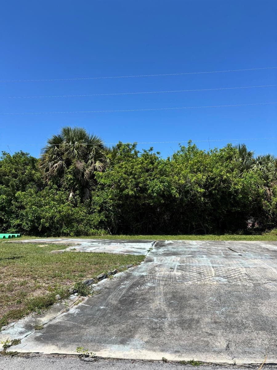 2023 Saint Lucie Boulevard # 186, Fort Pierce FL 34946 photo 3