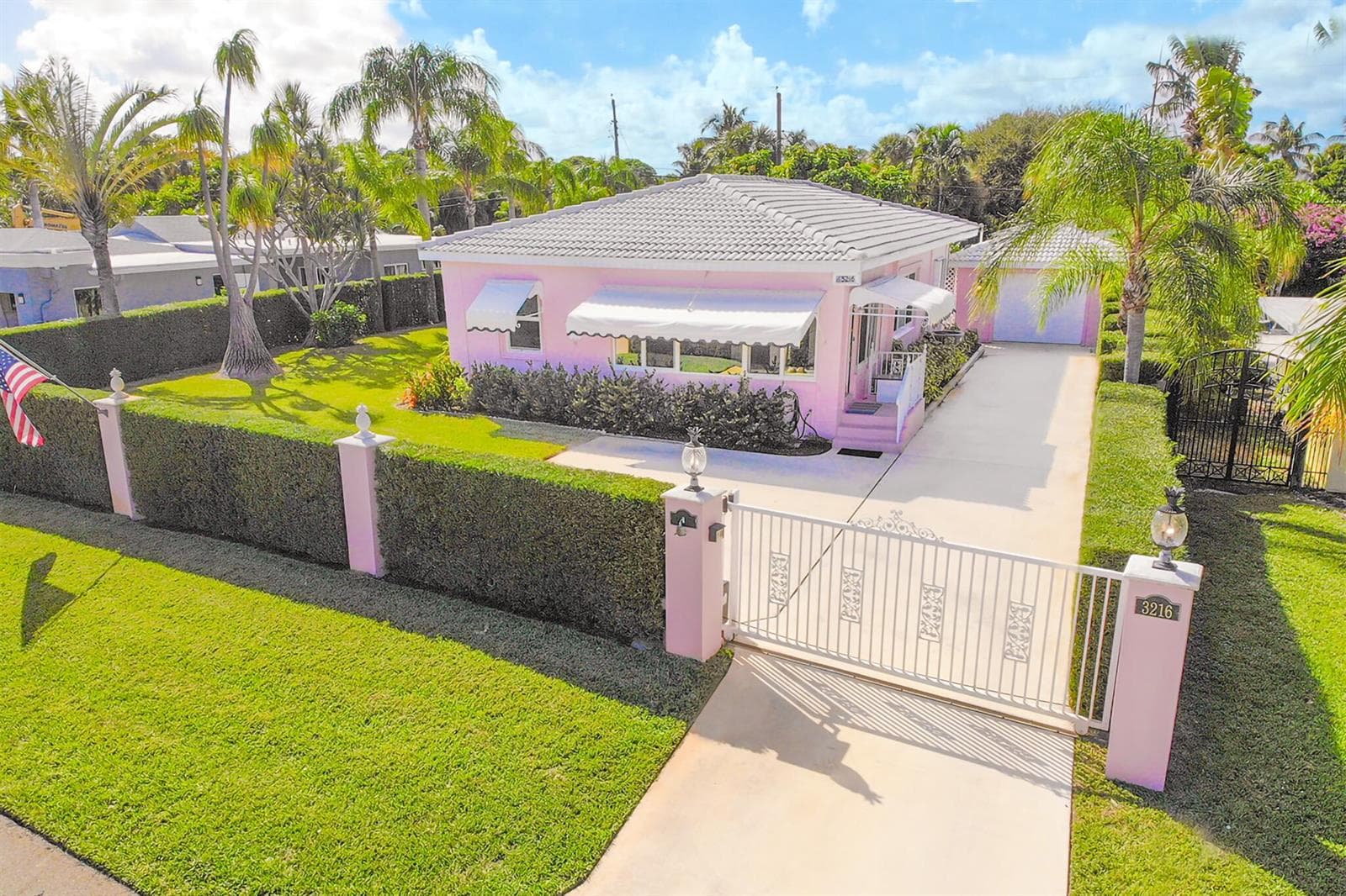 3216 Karen Drive, Delray Beach FL 33483 photo 2