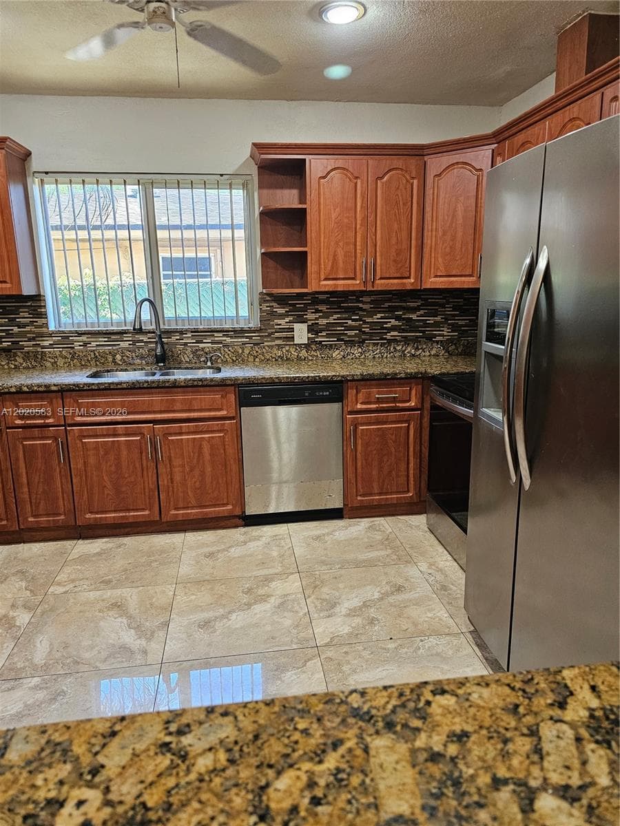 15851 NW 37th Ct, Miami Gardens FL 33054 photo 5