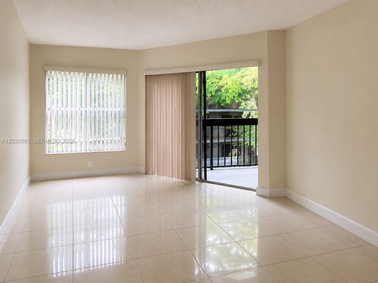 13255 SW 88 LN, Kendall FL 33186 photo 2