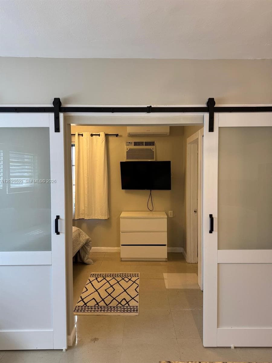6767 Indian Creek Dr # 11, Miami Beach FL 33141 photo 2