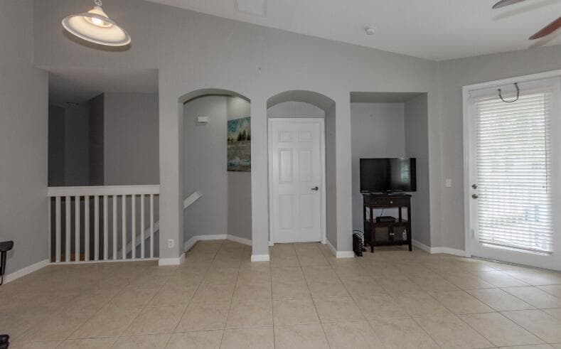 3019 Laurel Ridge Circle, Riviera Beach FL 33404 photo 5