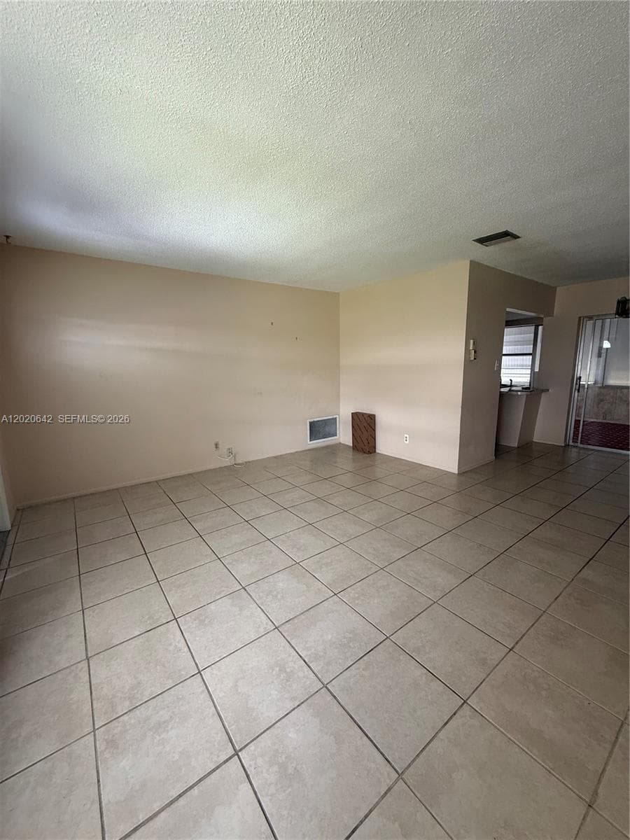8107 NW 58th Pl # 8107, Tamarac FL 33321 photo 5