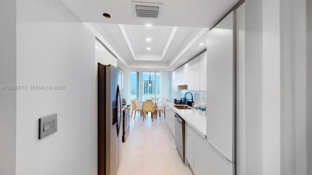 7000 Island Blvd # 1808, Aventura FL 33160 photo 3