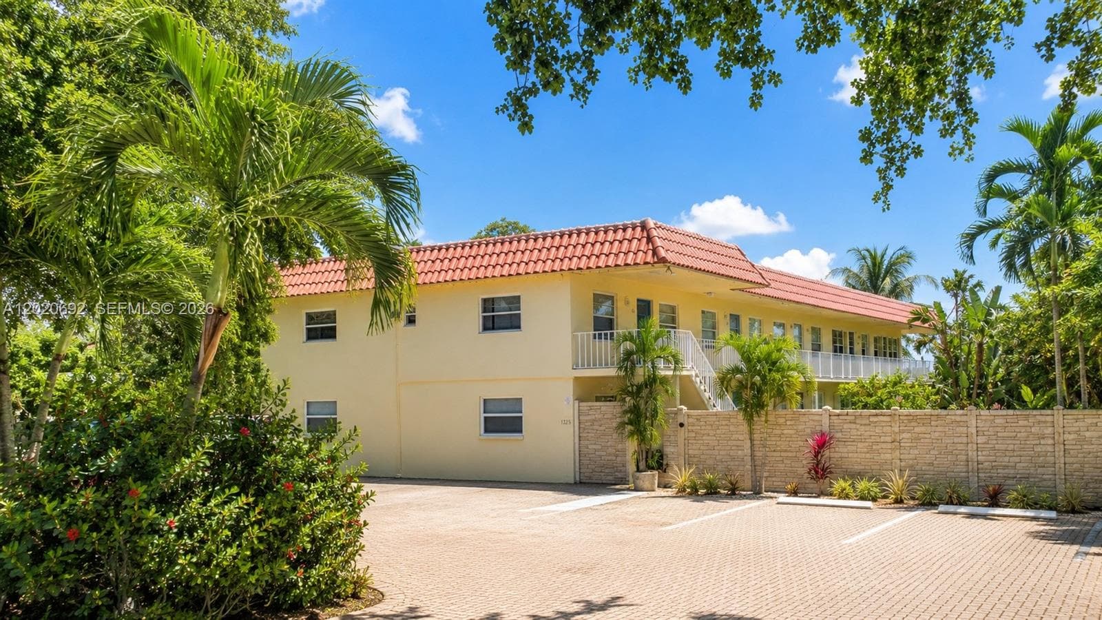 1125 NE 16th Pl # 211, Fort Lauderdale FL 33305 photo 2