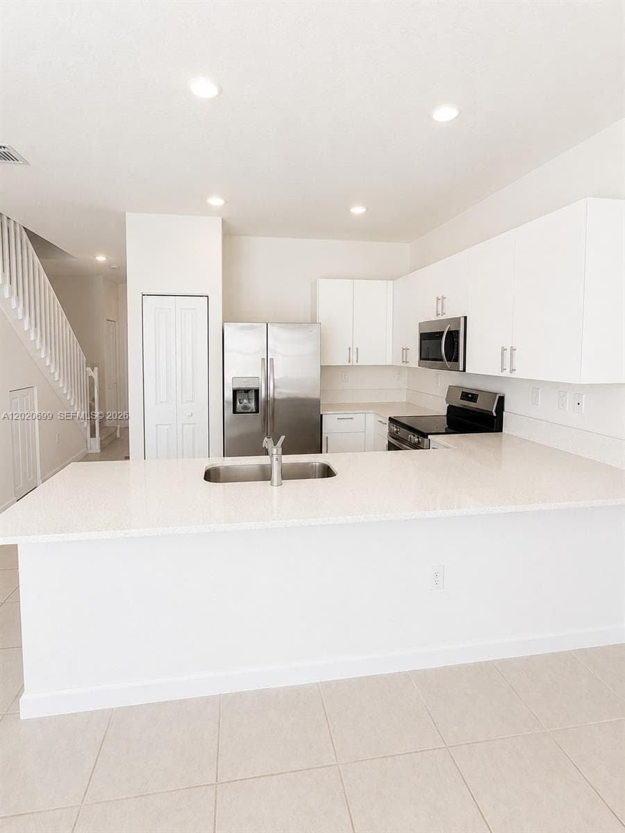 2840 SE 26th Ter, Homestead FL 33035 photo 4