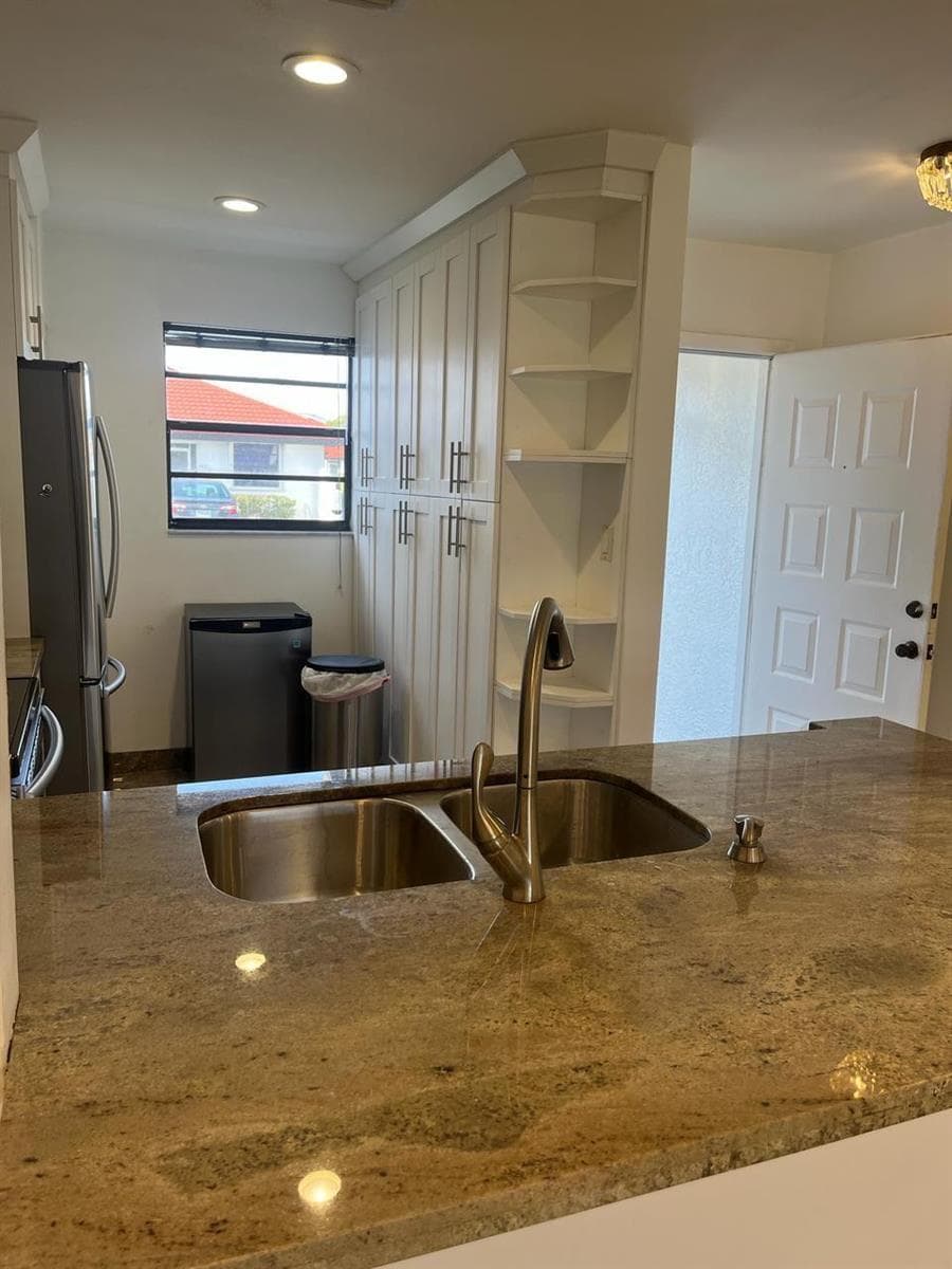 283 NW 36th Avenue, Deerfield Beach FL 33442 photo 3