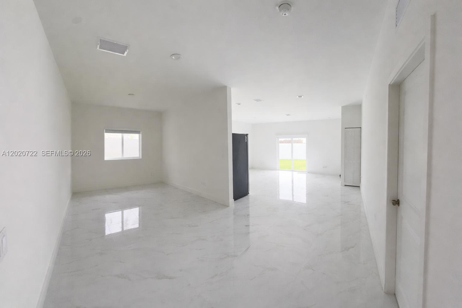 11602 SW 240th St, Homestead FL 33032 photo 2