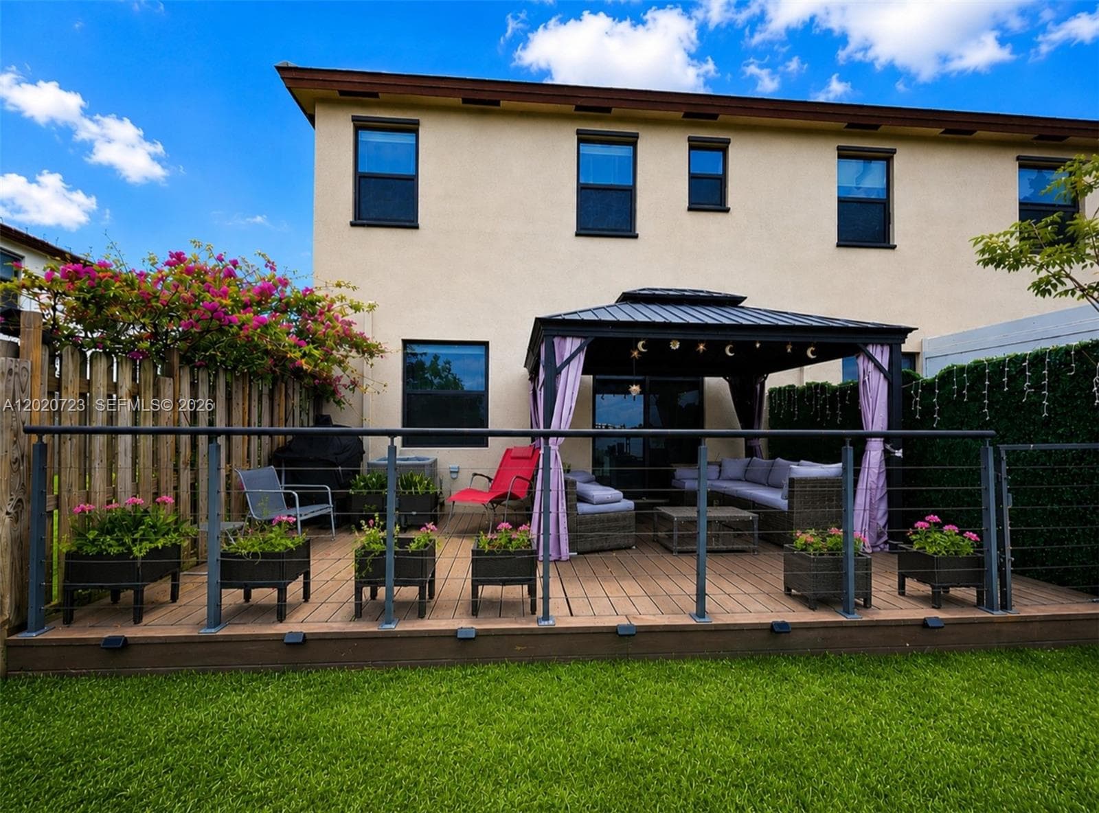 20636 NE 5th Pl, Miami FL 33179 photo 2