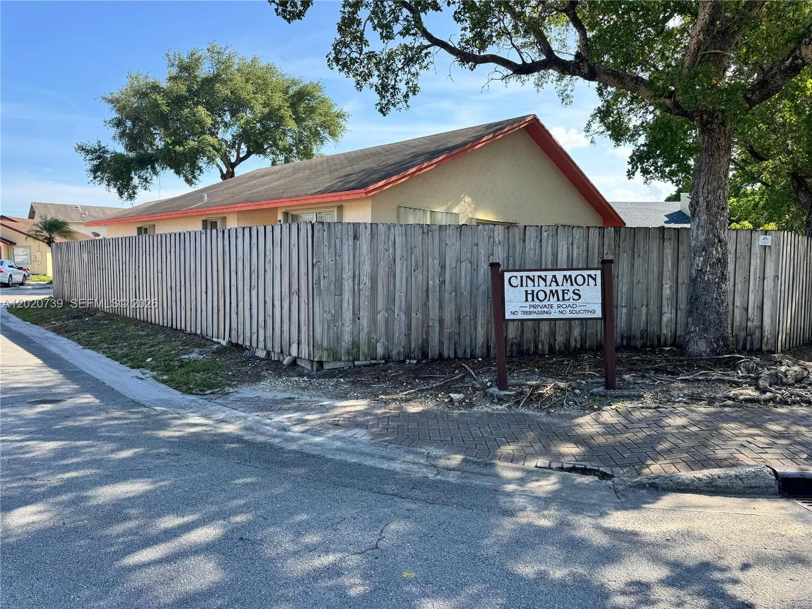 2330 SW 80th Ter, Miramar FL 33025 photo 4