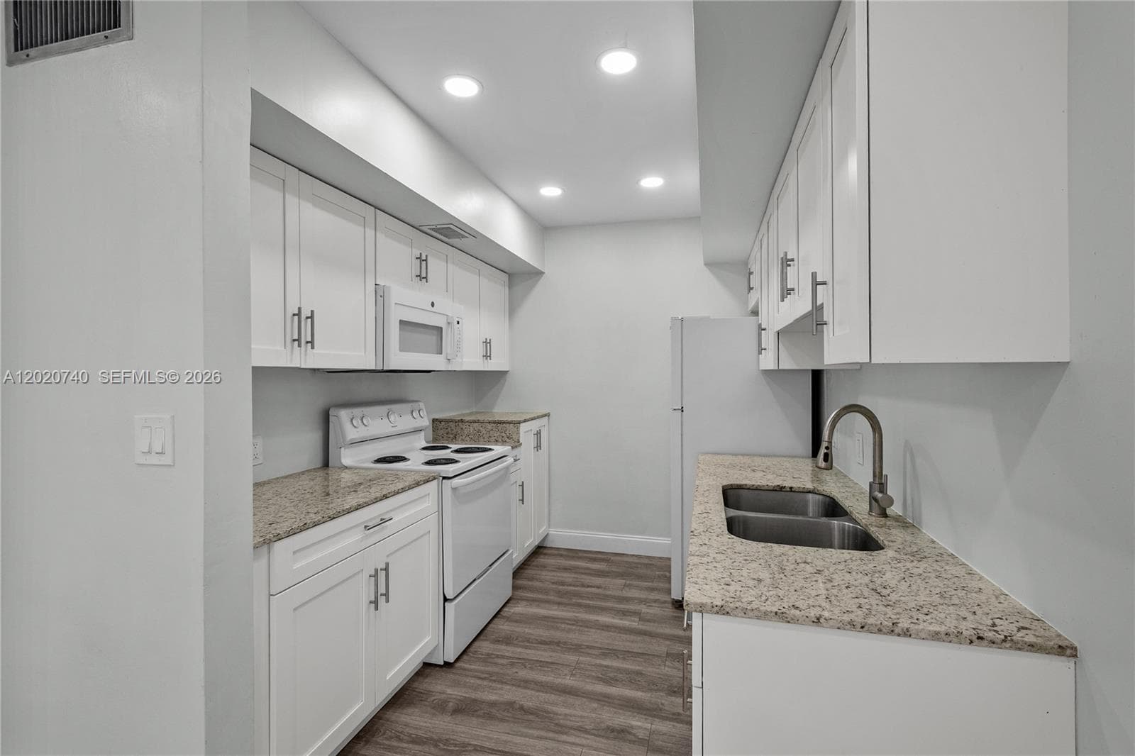 245 NE 191st St # 3014, Miami FL 33179 photo 5