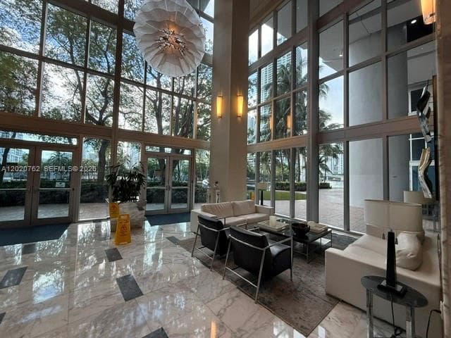 185 SW 7th St # 3803, Miami FL 33130 photo 3