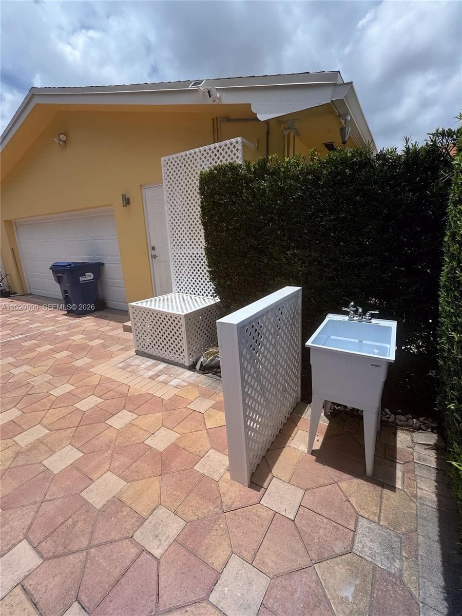 8605 SW 106th St # B, Miami FL 33156 photo 3