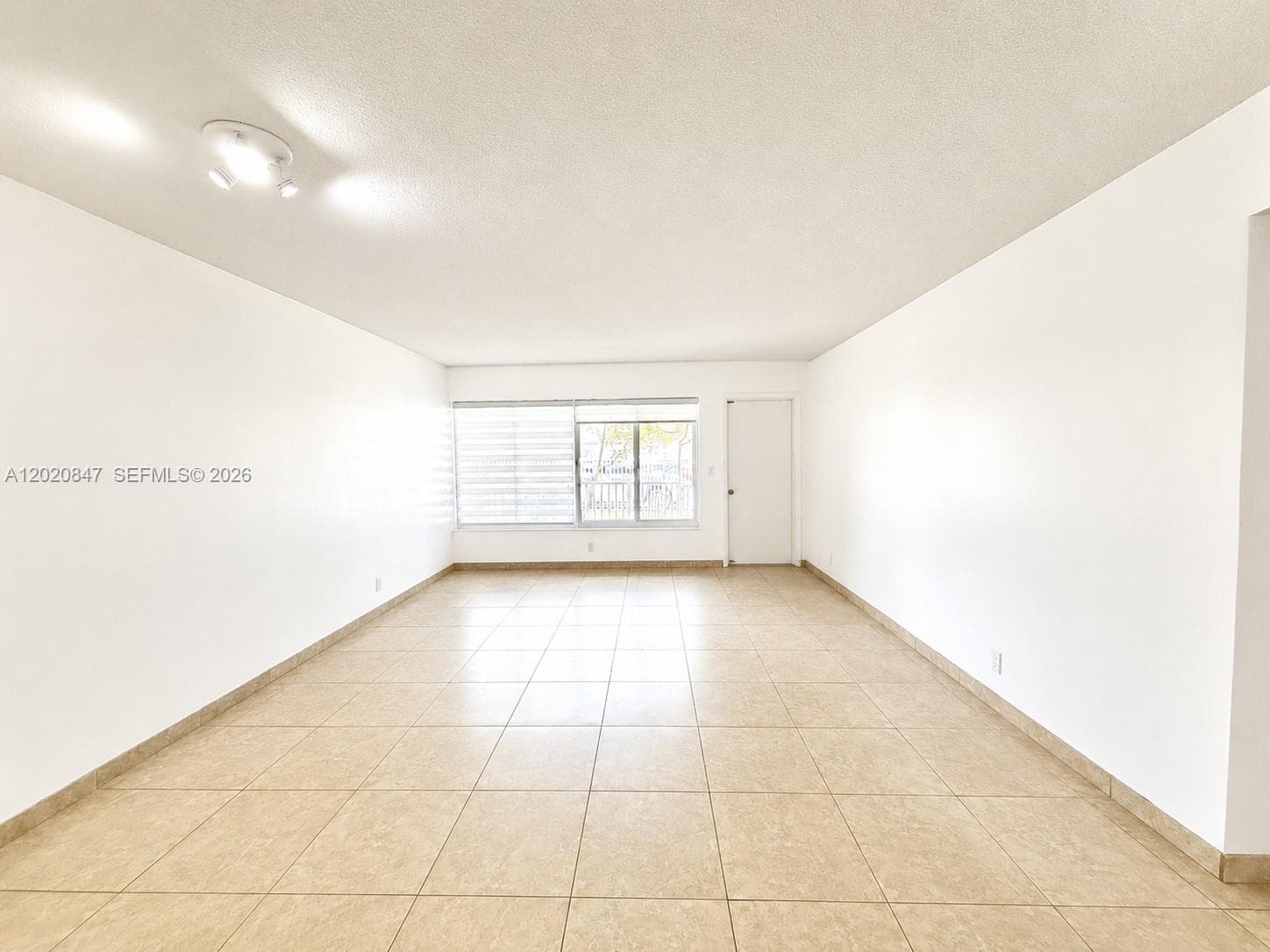 1460 NE 169th St # 108, North Miami Beach FL 33162 photo 3