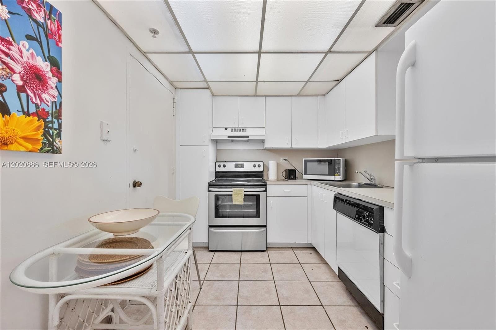 5601 Collins Ave # 1718, Miami Beach FL 33140 photo 4