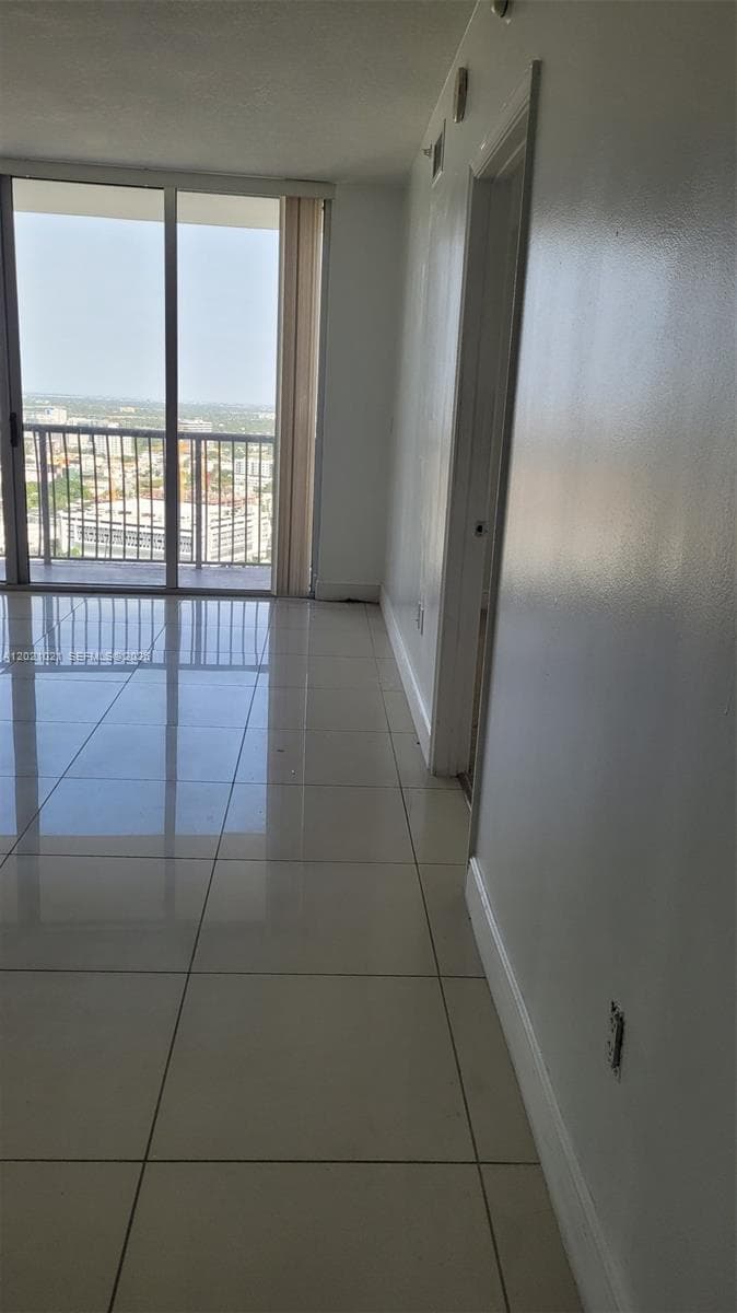 1750 N Bayshore Dr # 3311, Miami FL 33132 photo 4