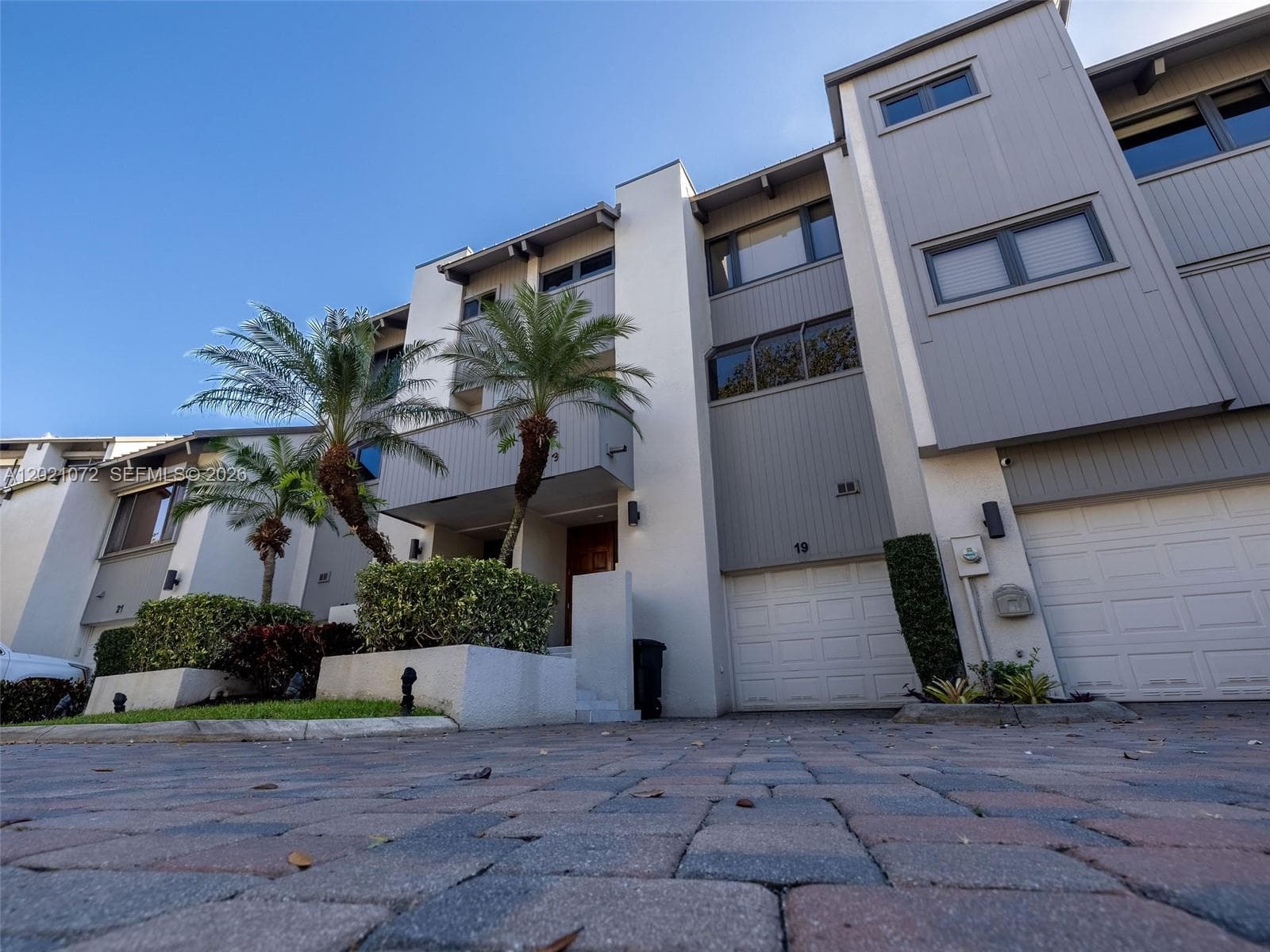 19 Port Side Dr # 19C, Fort Lauderdale FL 33316