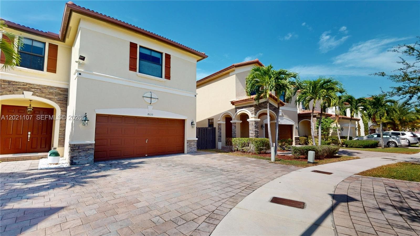 8610 NW 101st Pl, Doral FL 33178 photo 2