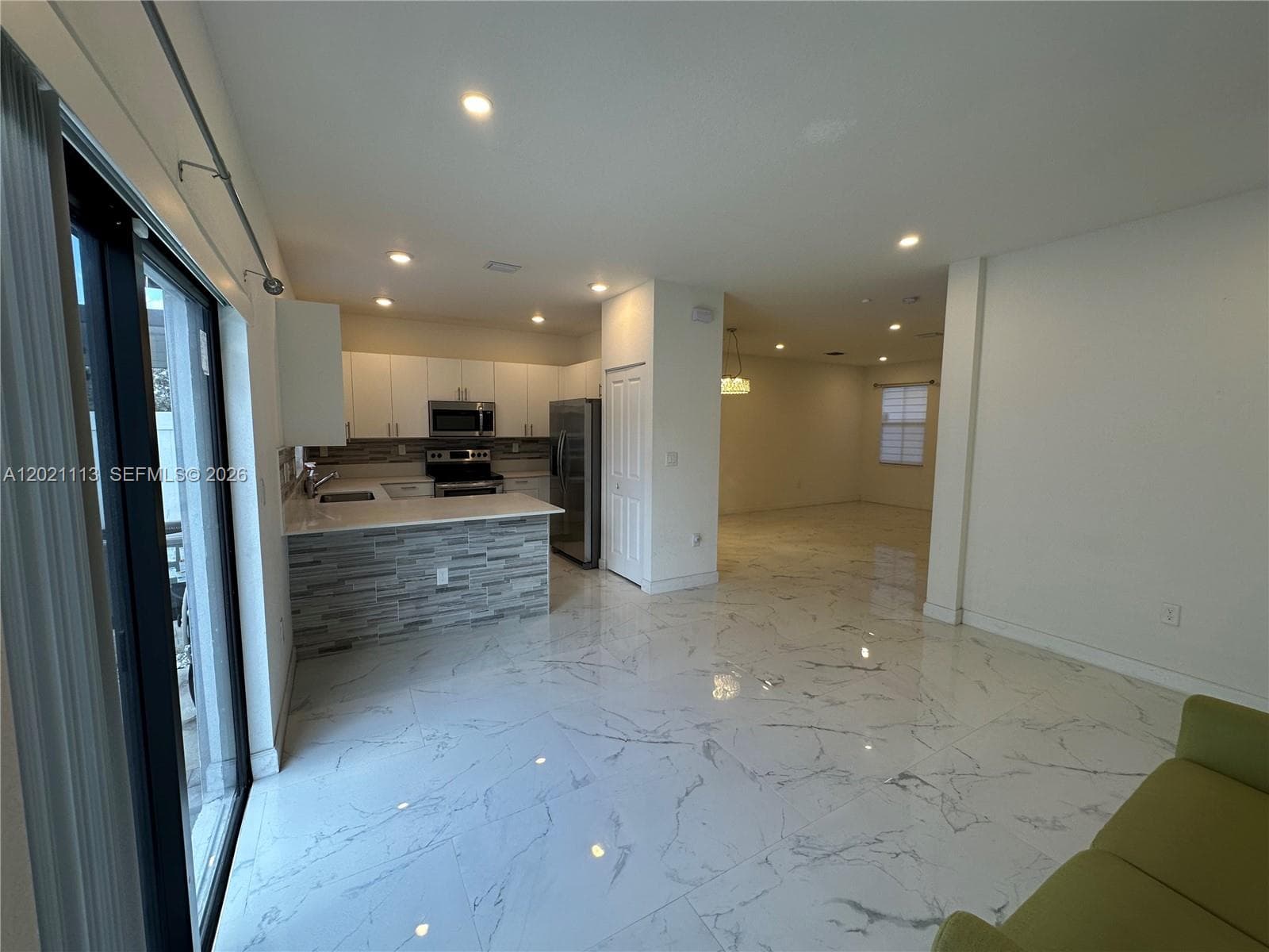 20352 NW 6th Ave, Miami Gardens FL 33169 photo 5