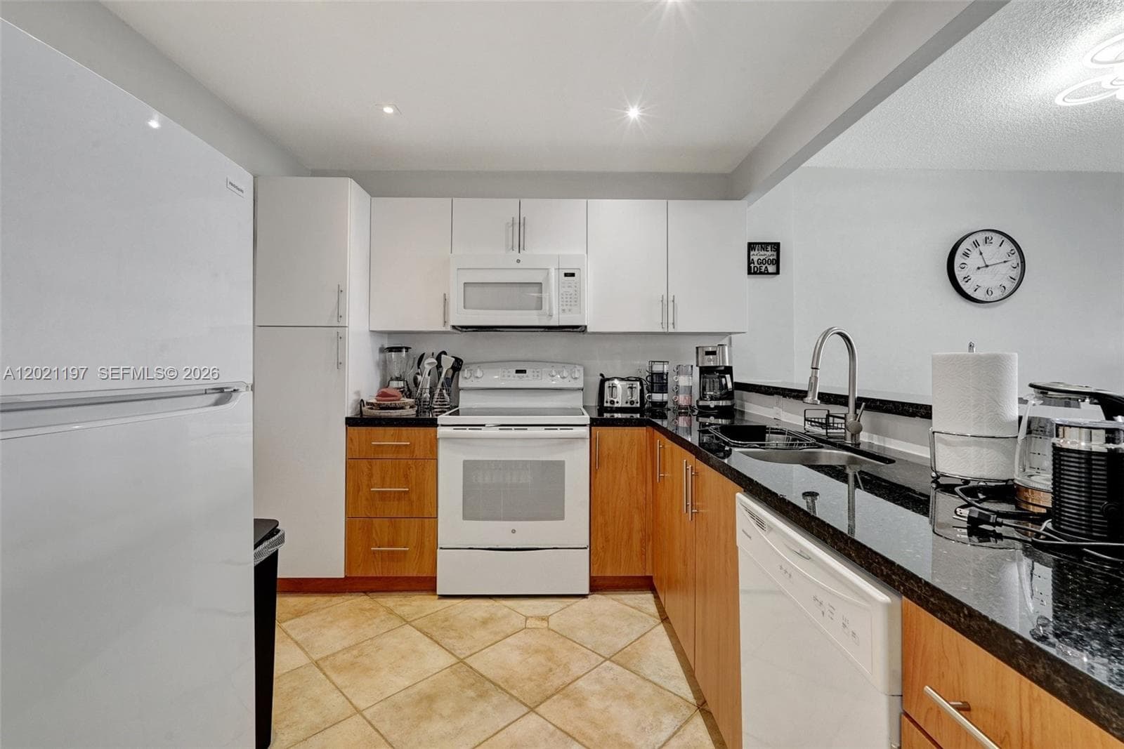 3725 S Ocean Dr # 812, Hollywood, FL 33019 photo 4