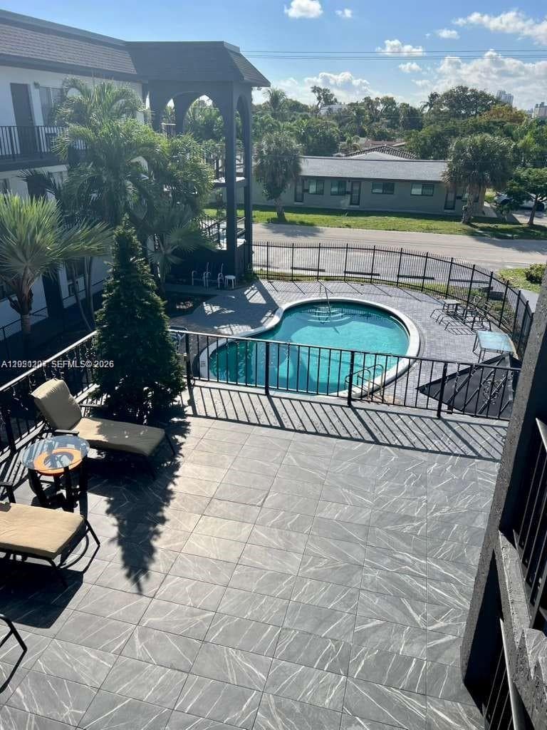 1100 NE 9th Ave # 305, Fort Lauderdale FL 33304 photo 3