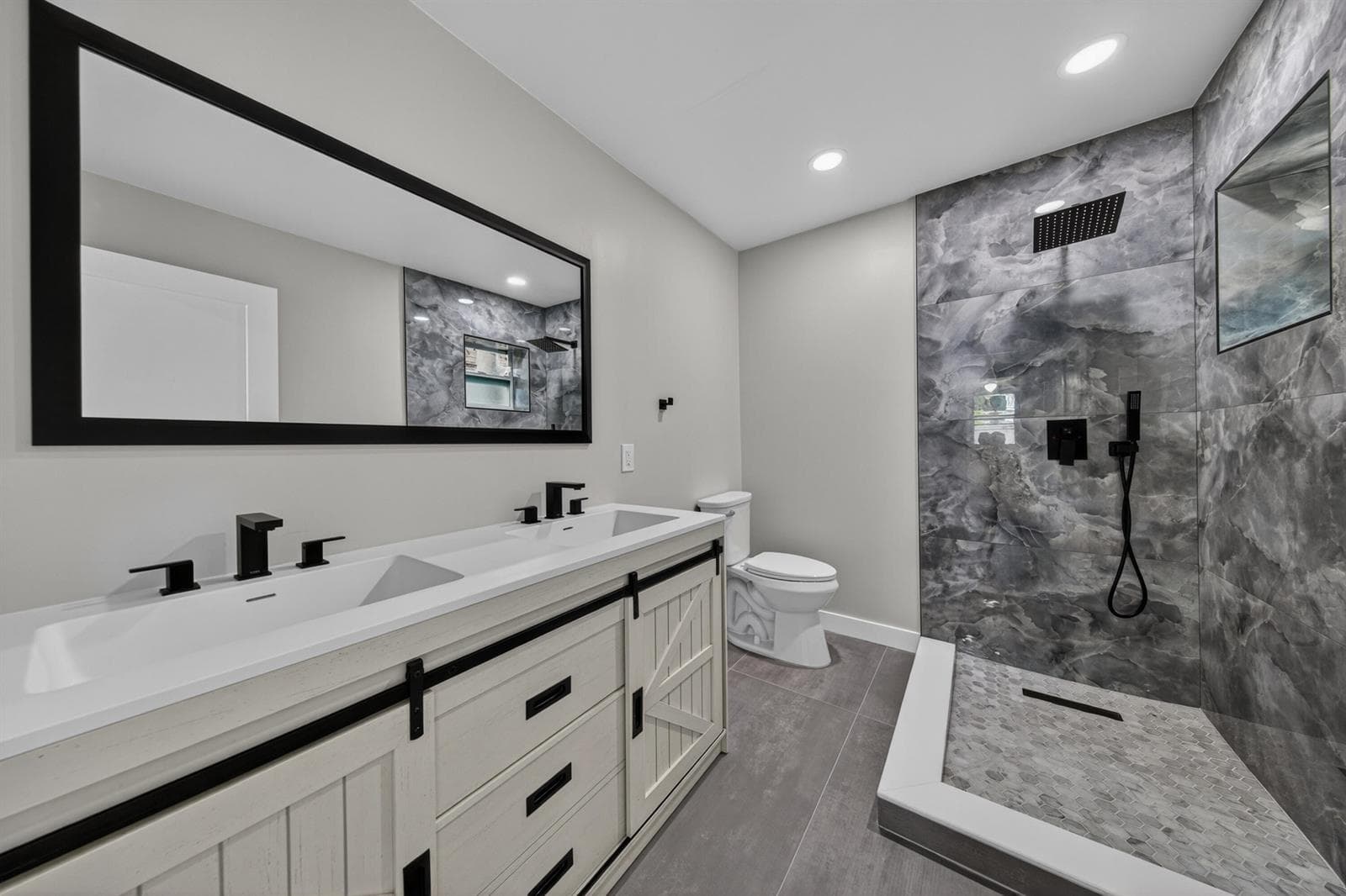 2740 NW 9th Lane, Wilton Manors FL 33311 photo 5