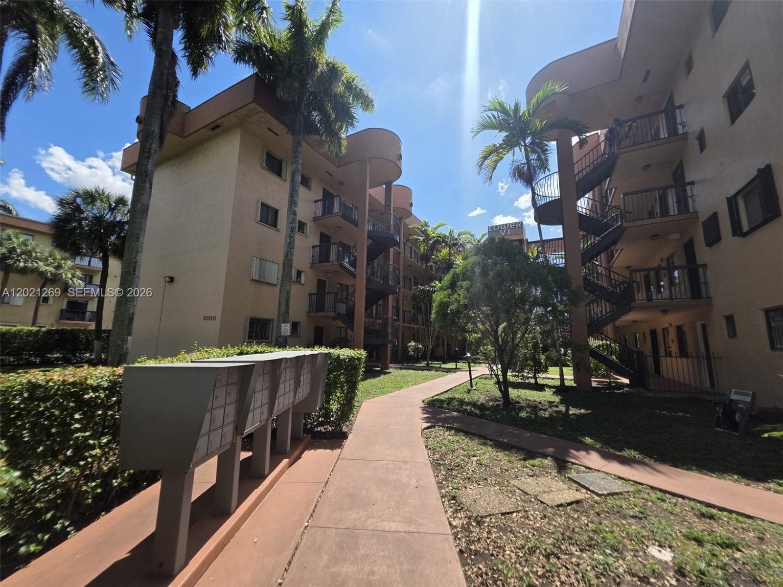 5560 W 21st Ct # 308, Hialeah FL 33016 photo 3