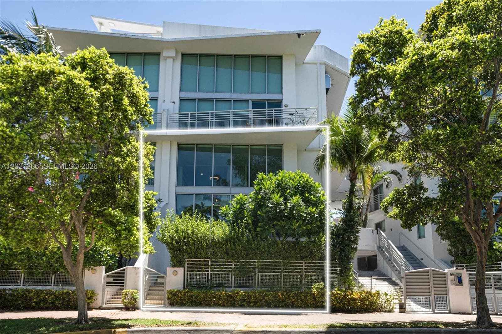 245 Michigan Ave # LG-5, Miami Beach, FL 33139 photo 2