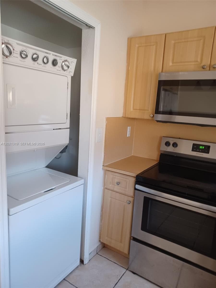 17316 NW 74th Ave # 202, Hialeah FL 33015 photo 5