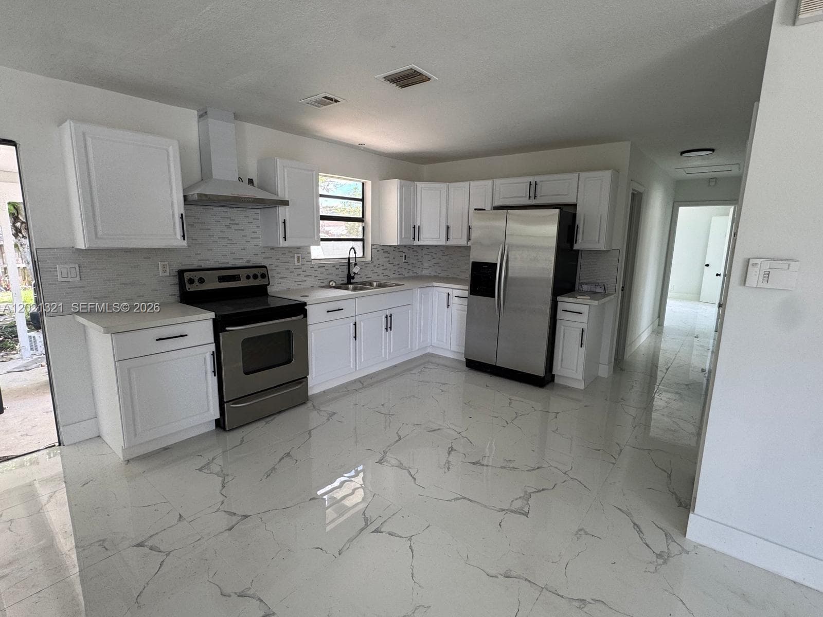 15023 SW 302nd Ter, Homestead FL 33033 photo 2