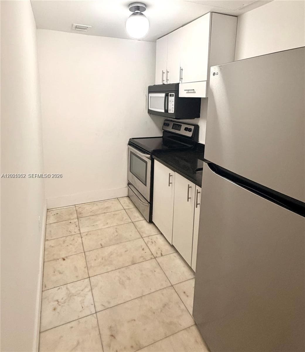 801 8th St # 104, Miami Beach FL 33139 photo 3