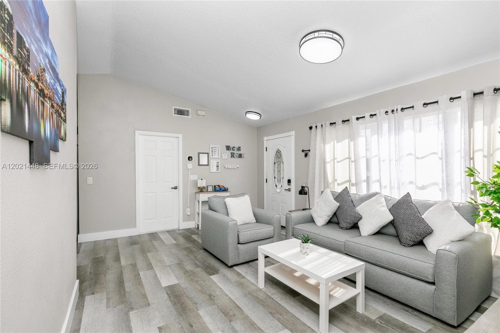 5608 Mandarin, Davenport FL 33986 photo 2