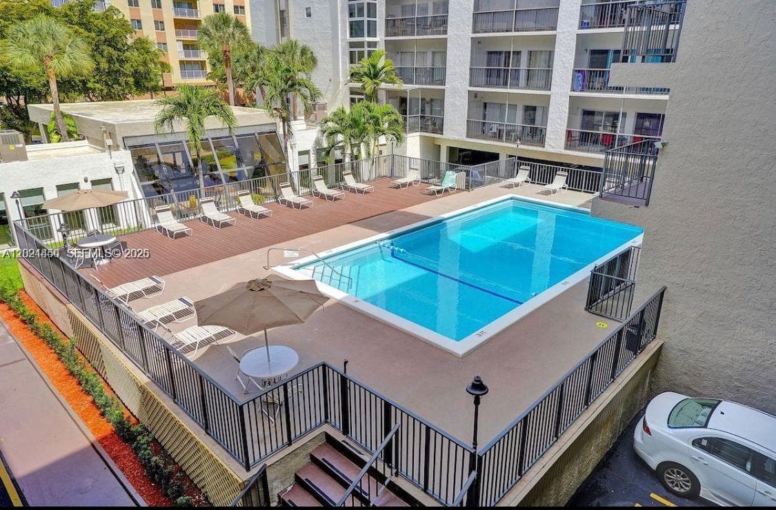 201 178th Dr # 332, Sunny Isles Beach FL 33160 photo 2