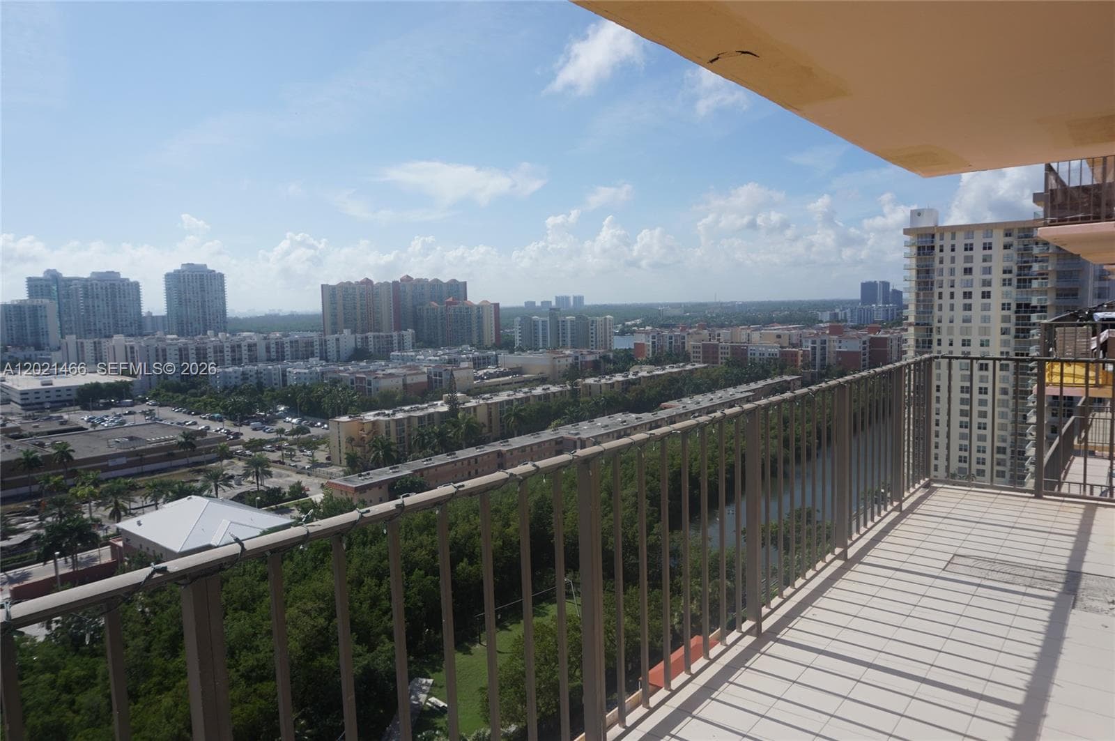 210 174th St # 1904, Sunny Isles Beach FL 33160 photo 3