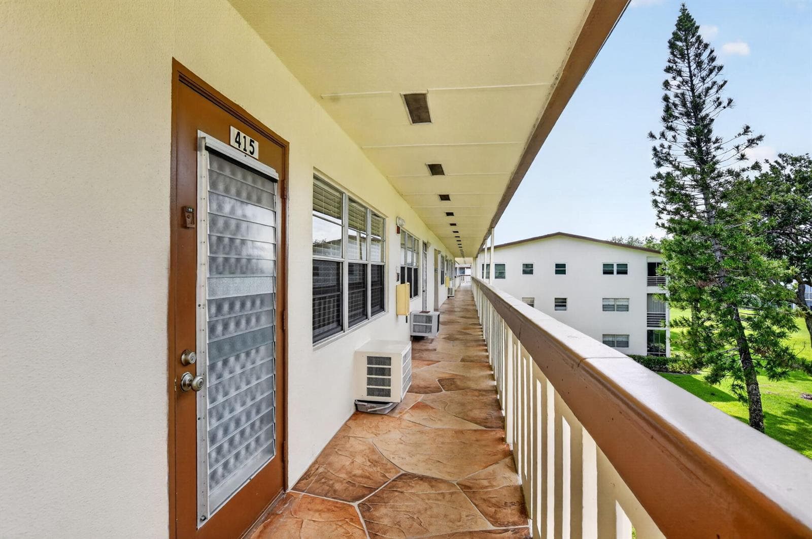415 Mansfield # J, Boca Raton FL 33434 photo 2