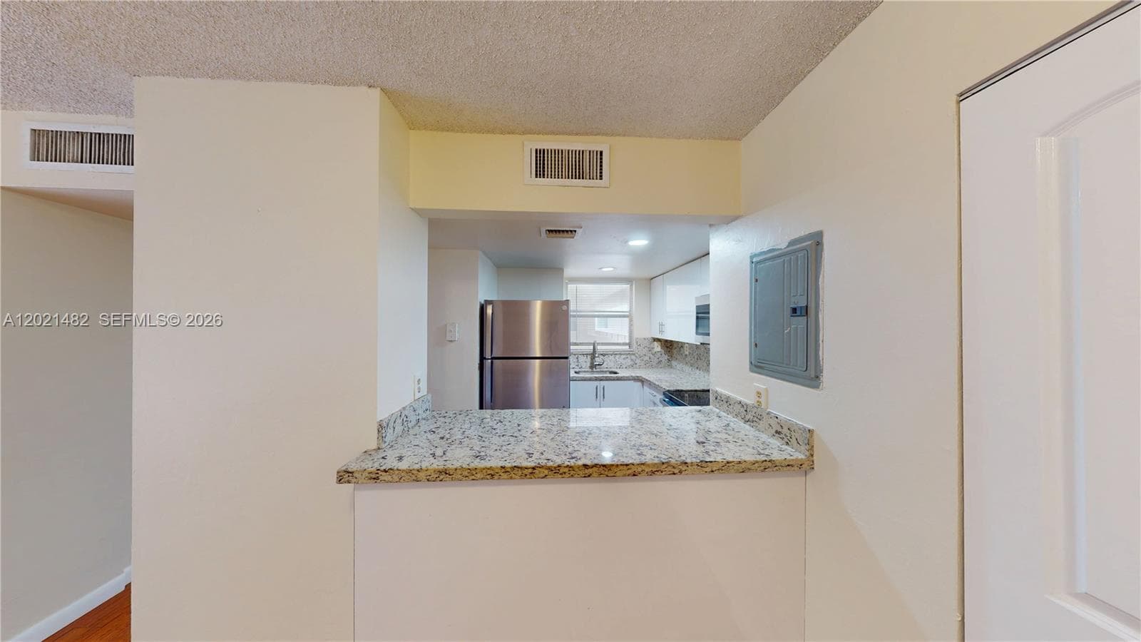 8860 Fontainebleau Blvd # 405, Miami, FL 33172 photo 5