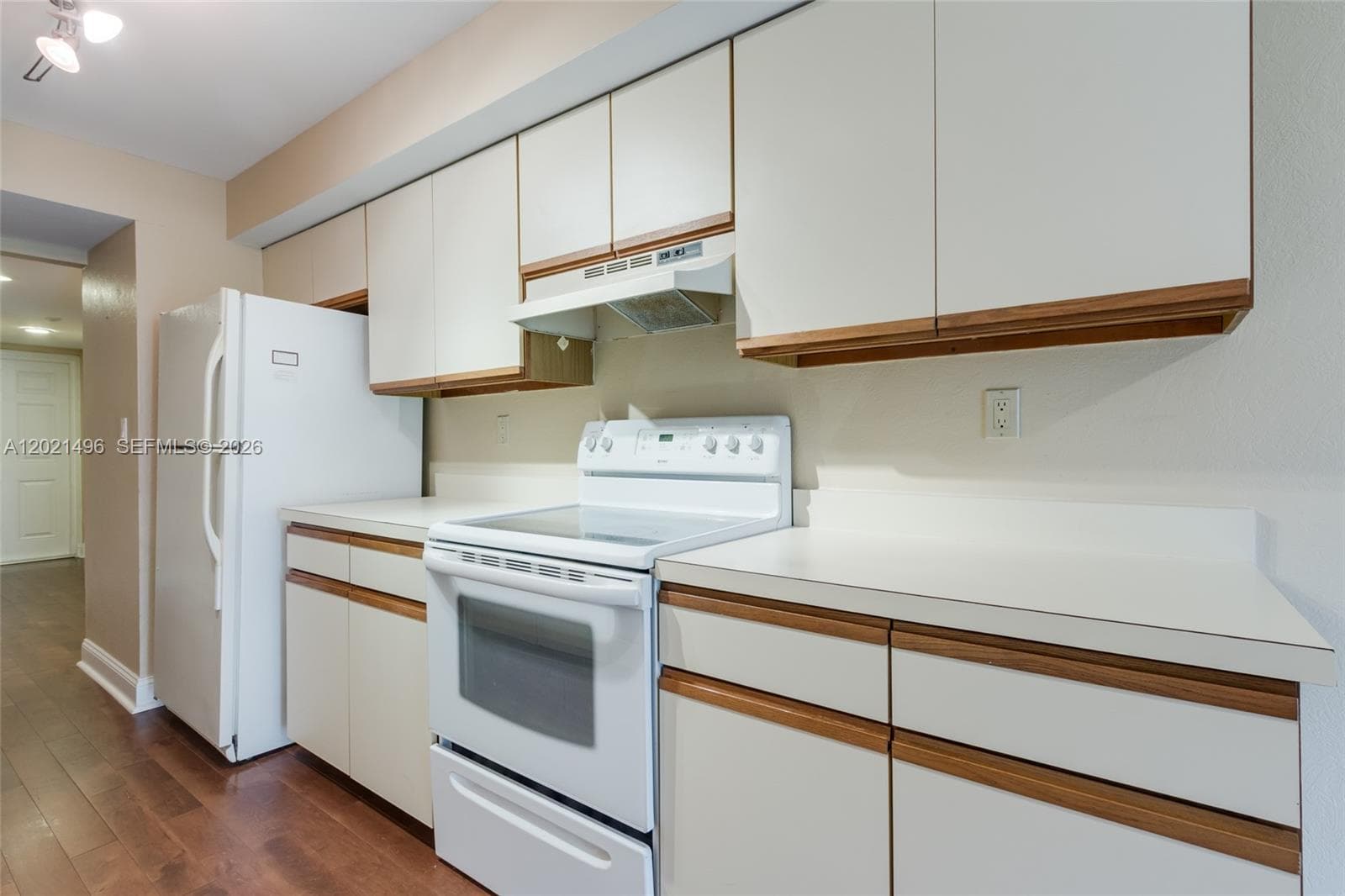 1420 Sheridan St # 3H, Hollywood FL 33020 photo 5