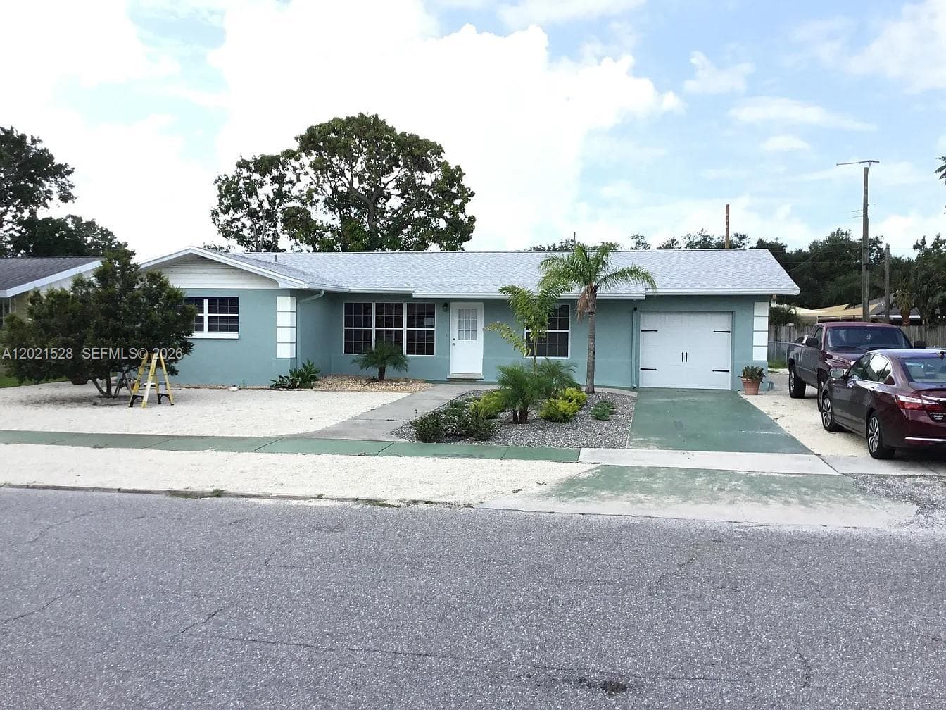5321 3 RD AVE W, Bradenton, FL 34209