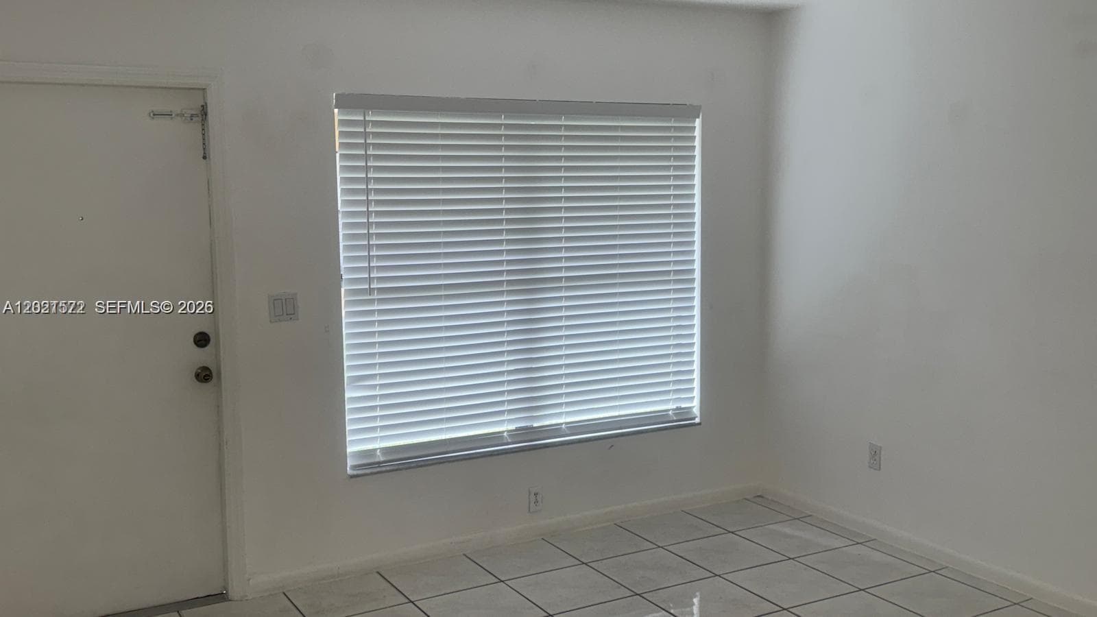2715 W 66th St # 21, Hialeah FL 33016 photo 2