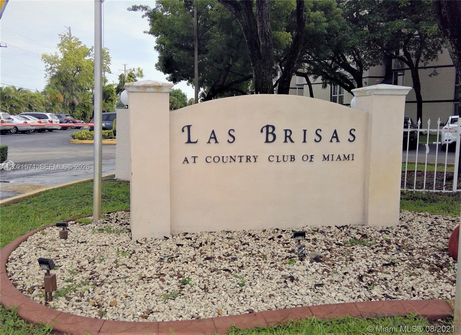 7075 NW 186th St # C207, Hialeah FL 33015