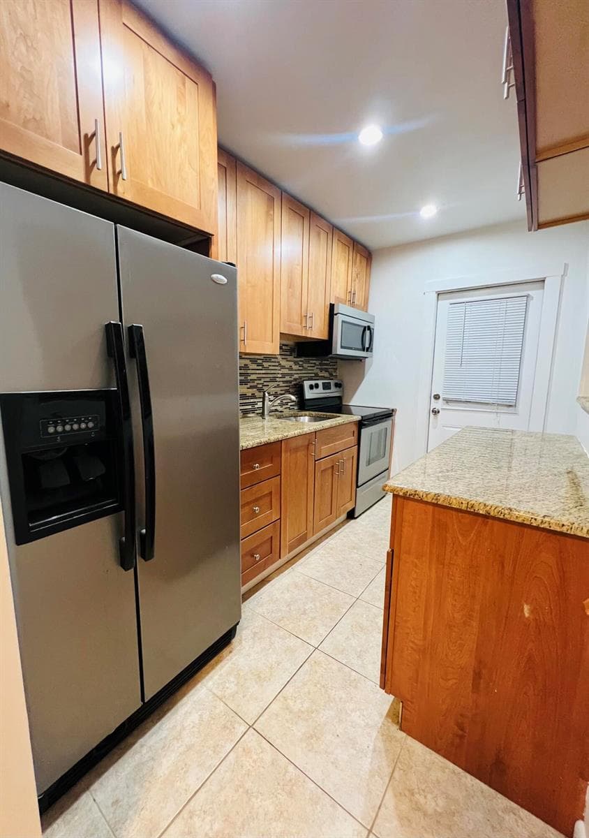 2404 NE 33rd Avenue # 12, Fort Lauderdale FL 33305 photo 4