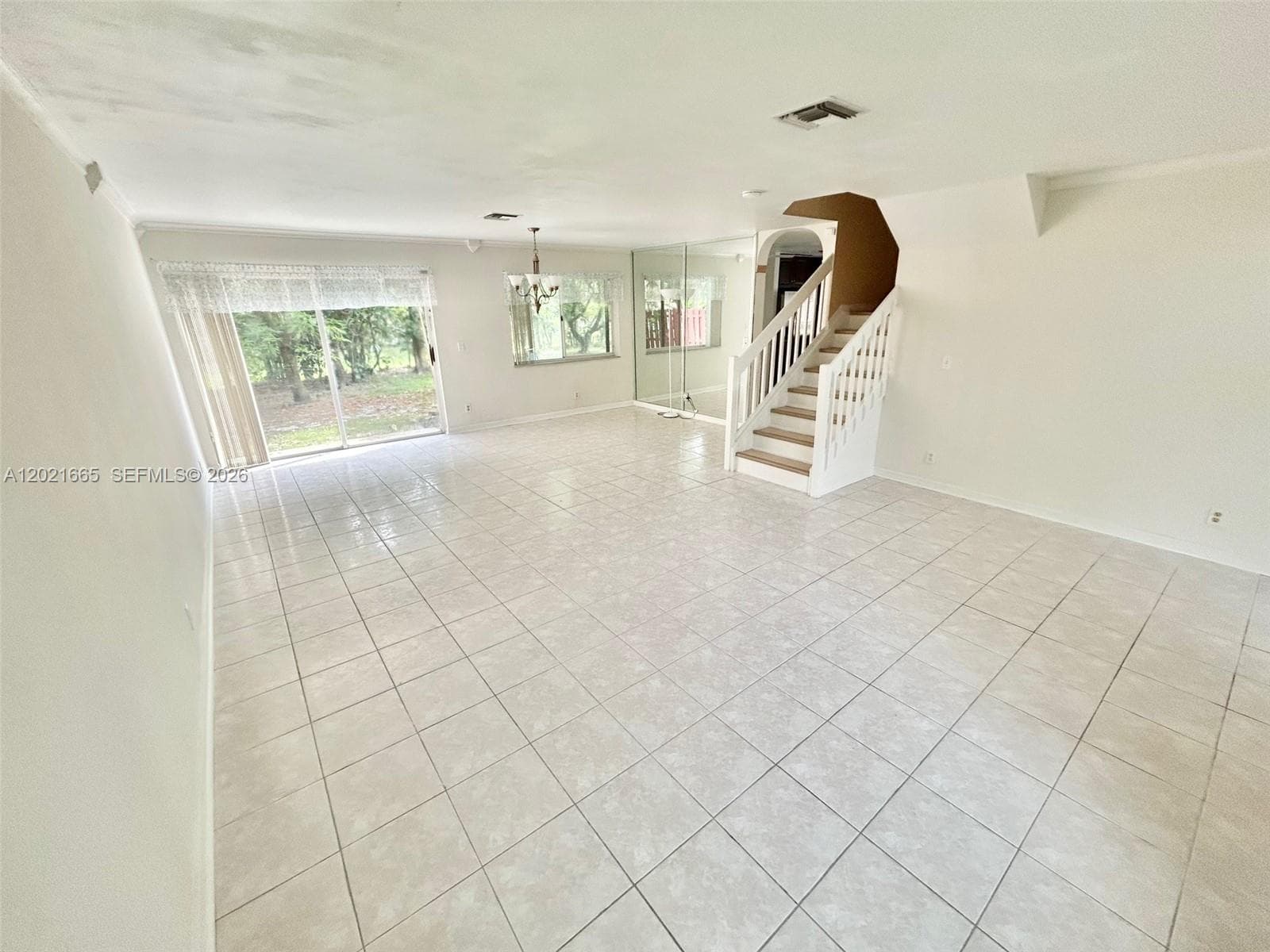 8801 SW 9th Ct, Pembroke Pines FL 33025 photo 4