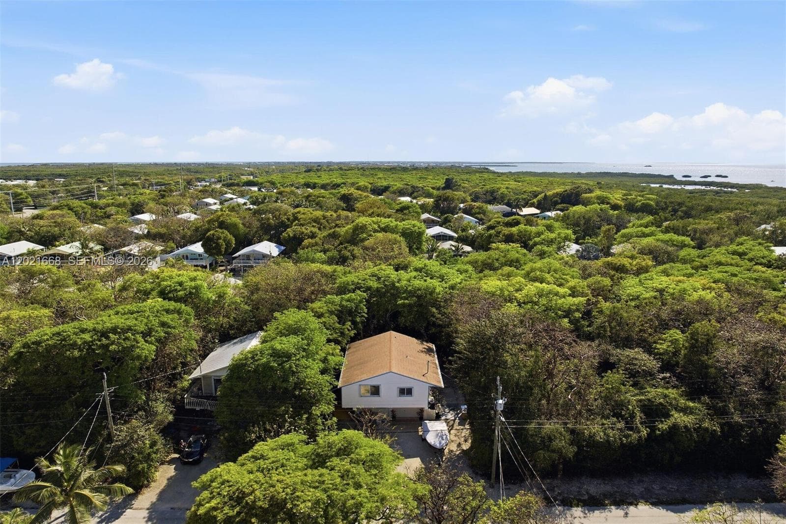 323 Bay View Ave, Key Largo FL 33037 photo 2
