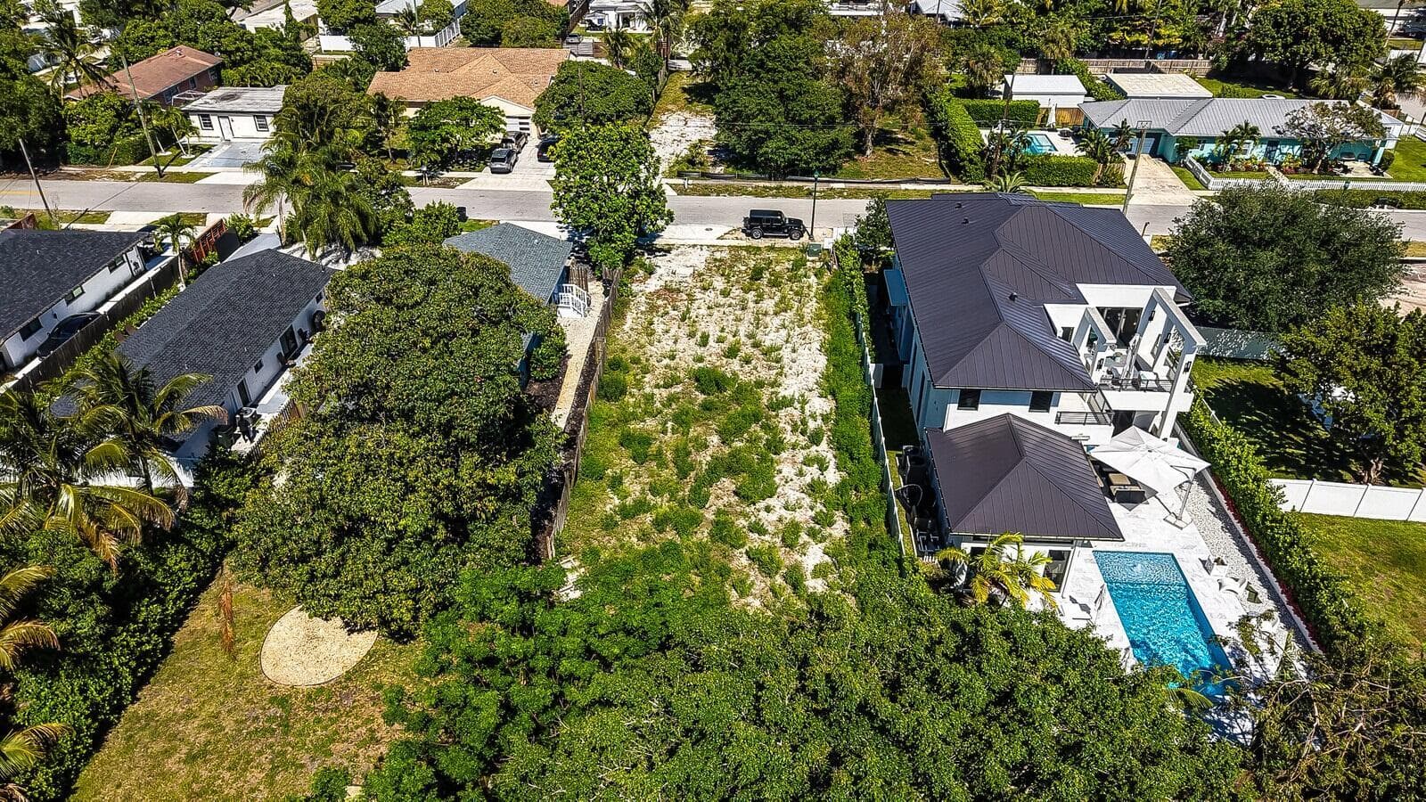 618 SE 2nd Avenue, Delray Beach FL 33483 photo 3