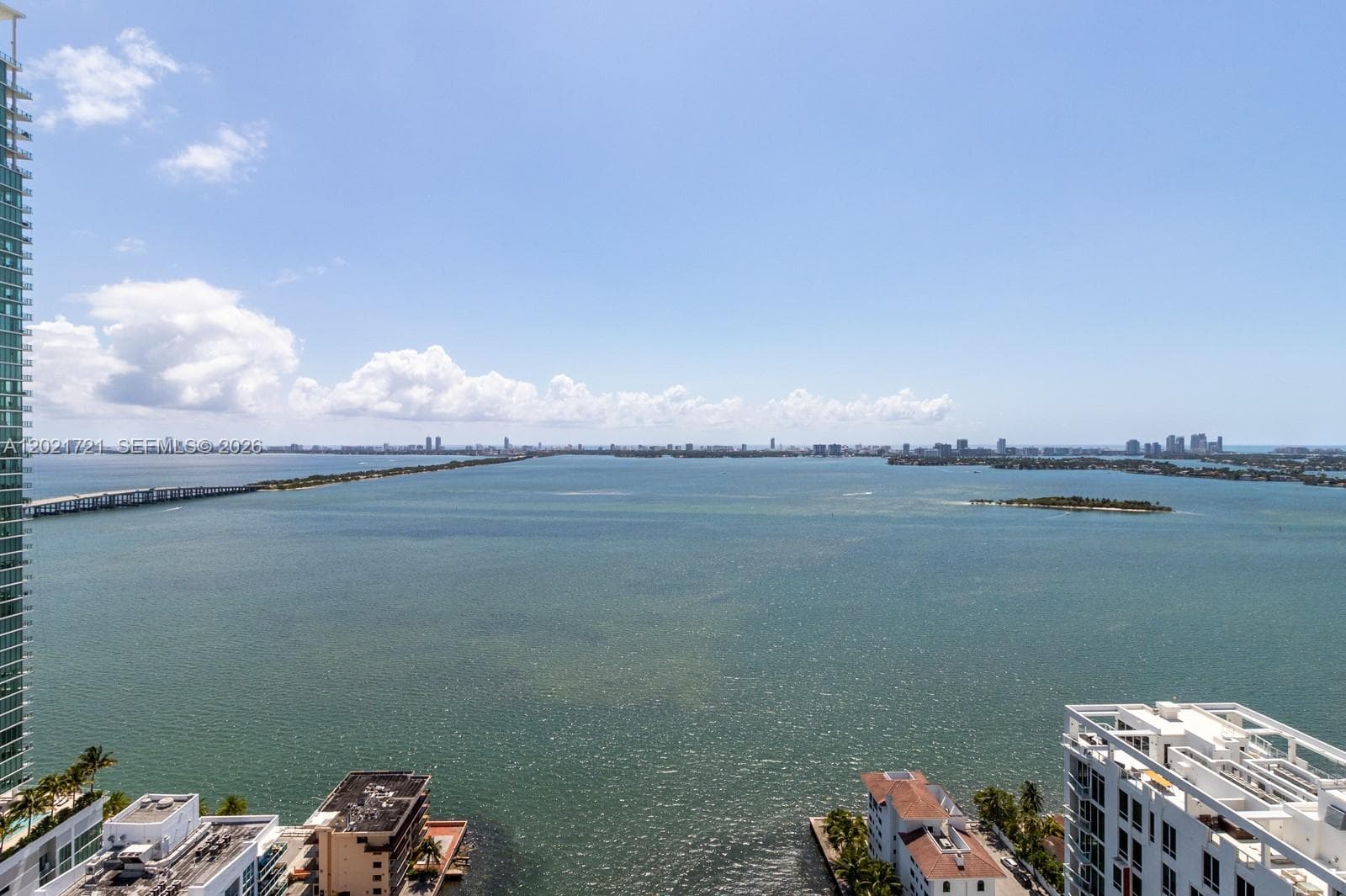 460 NE 28th St # 3105, Miami FL 33137 photo 3