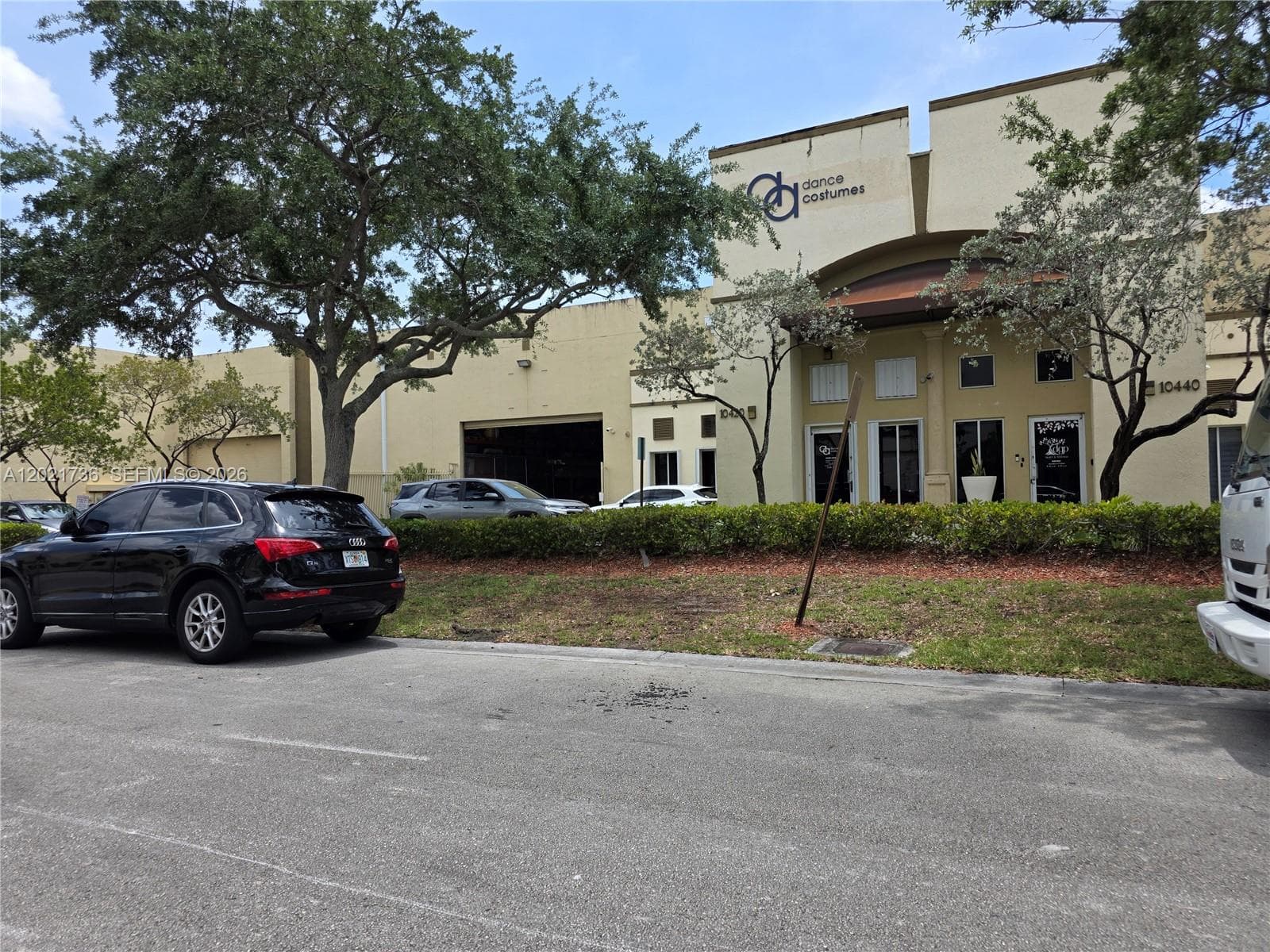 10420 NW 37th Ter, Doral FL 33178 photo 5