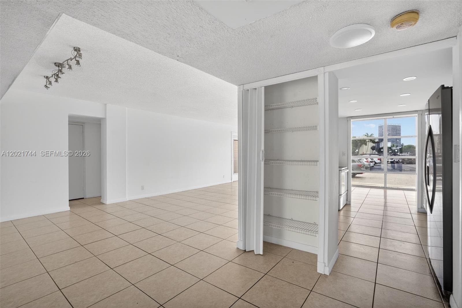 2000 Atlantic Shores Blvd # 120, Hallandale Beach FL 33009 photo 2