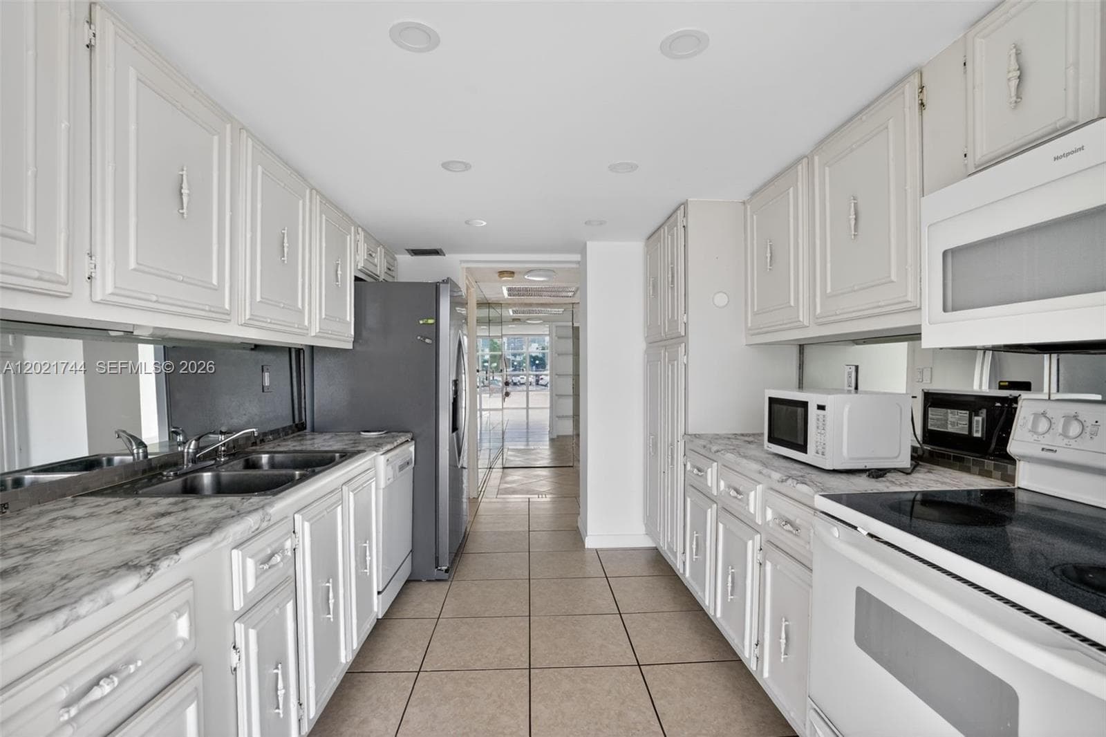 2000 Atlantic Shores Blvd # 120, Hallandale Beach FL 33009 photo 5