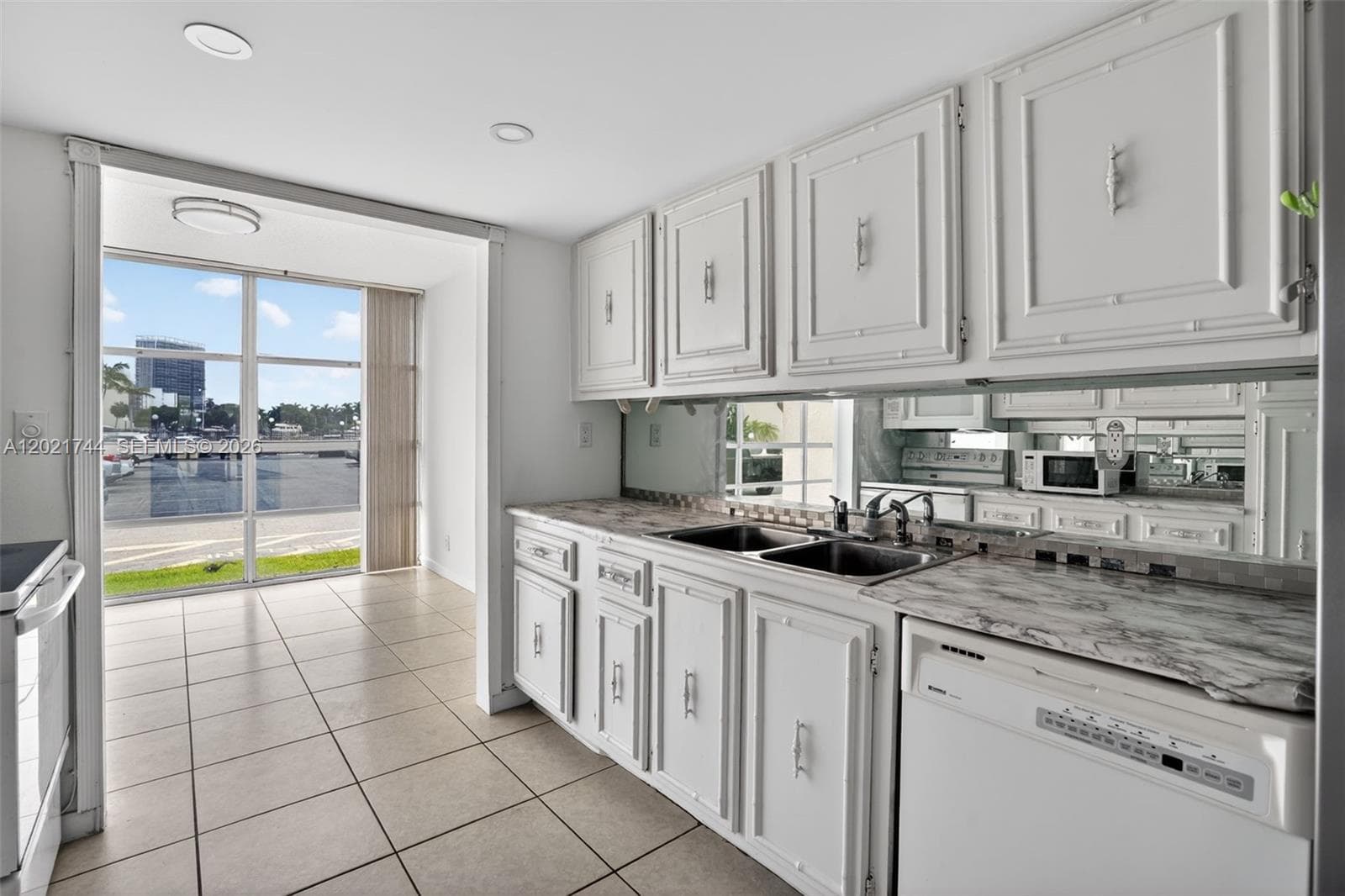 2000 Atlantic Shores Blvd # 120, Hallandale Beach FL 33009 photo 4